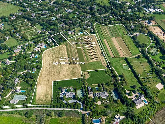 2nd image of 490 Sagaponack Rd