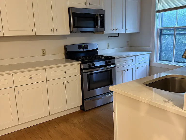 75 Wood St #1 — Photo 1