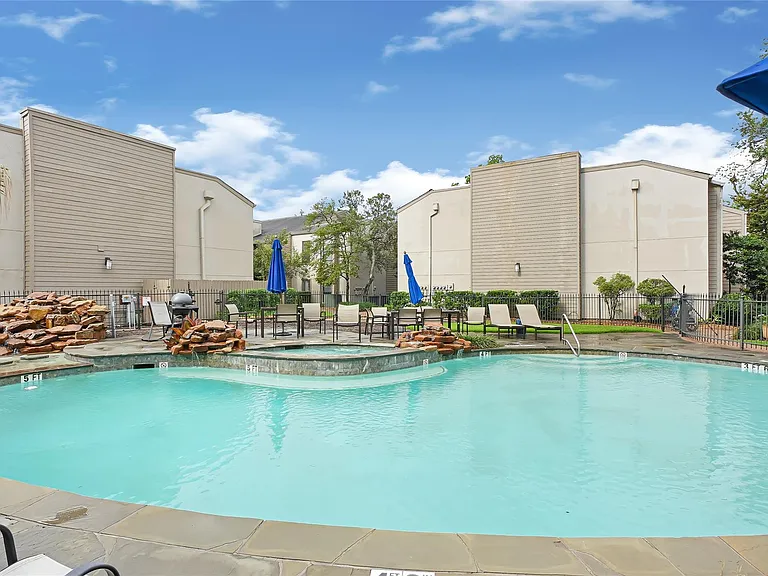 1100 Augusta Dr #79 — Photo 23