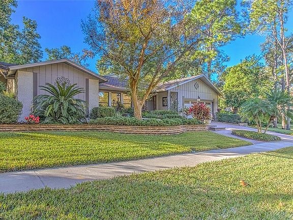 2nd image of 849 Park Ct
