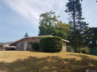 2219 SW 328th St, Federal Way, WA 98023