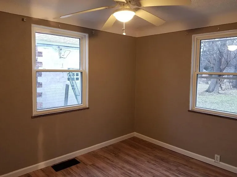 5328 Claxton St — Photo 12