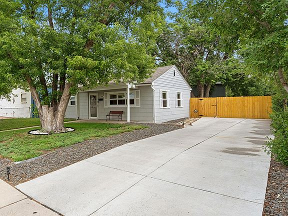 2nd image of 1004 33rd Ave