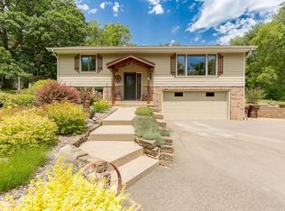 5320 203rd St E, Prior Lake, MN 55372