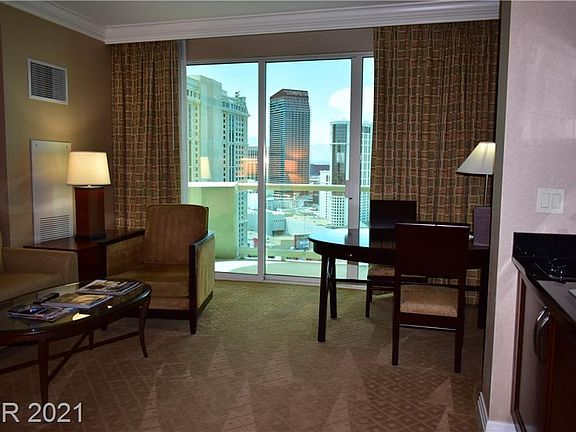 4th image of 135 Harmon Ave #2505