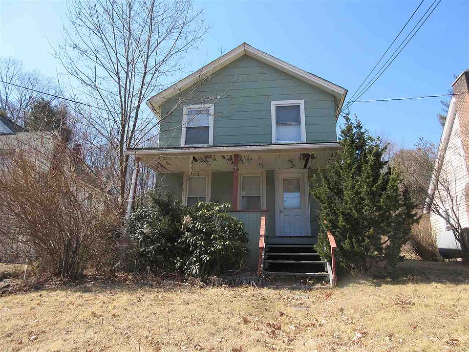 2nd image of 485 Main St