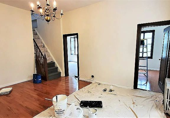 3rd image of 20-32 29th St #1