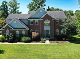 160 Beaumont Trl, Aurora, OH 44202