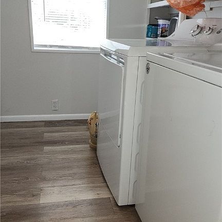 4th image of 7560 W Stuart Ln
