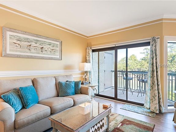3rd image of 2 Shelter Cove Ln APT 214