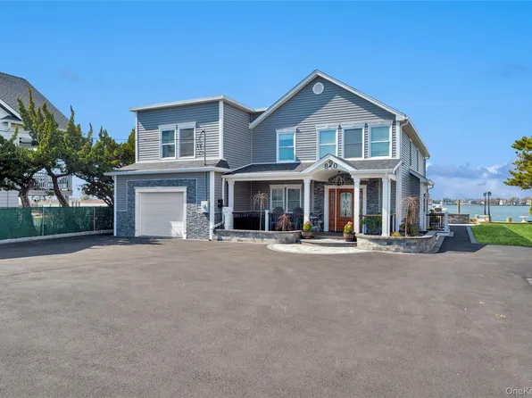 890 S Long Beach Avenue, Freeport, NY 11520