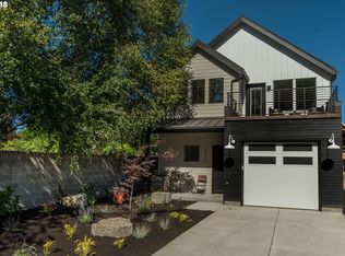 1913 Elkhorn Dr, Eugene, OR 97408