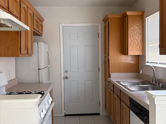 2nd image of 11812 Kings Arms Ct
