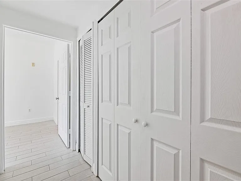5571 Rosehill Rd #104 — Photo 30