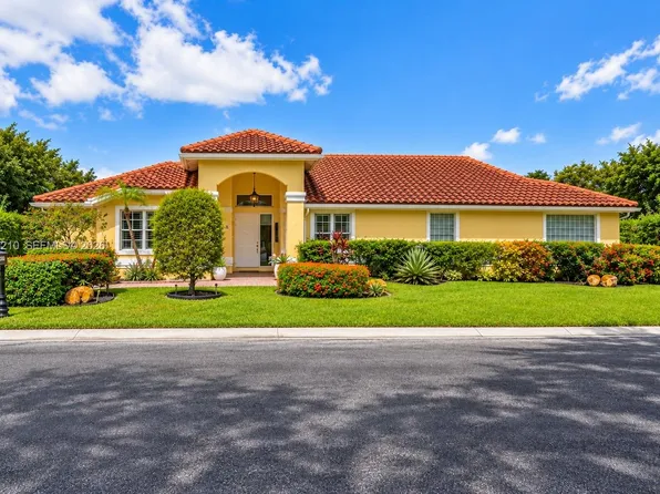 1090 SW 156th Ave, Pembroke Pines, FL 33027
