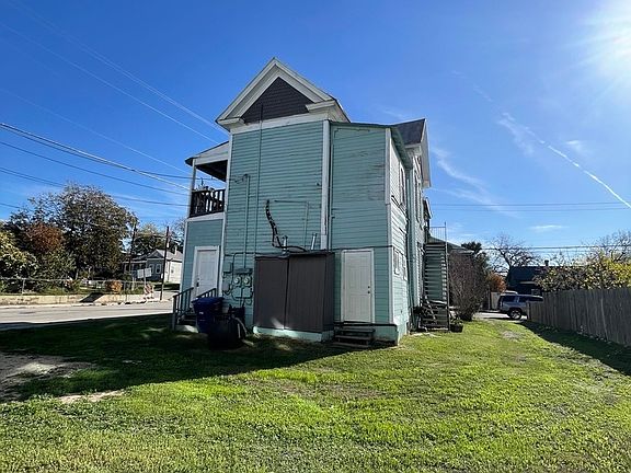 5th image of 1131 WYOMING ST