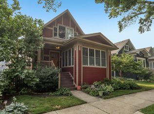 824 S Taylor Ave, Oak Park, IL 60304