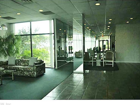 5th image of 2830 Shore Dr APT 608