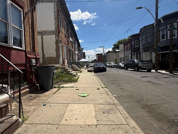 5th image of 2841 W Huntingdon St