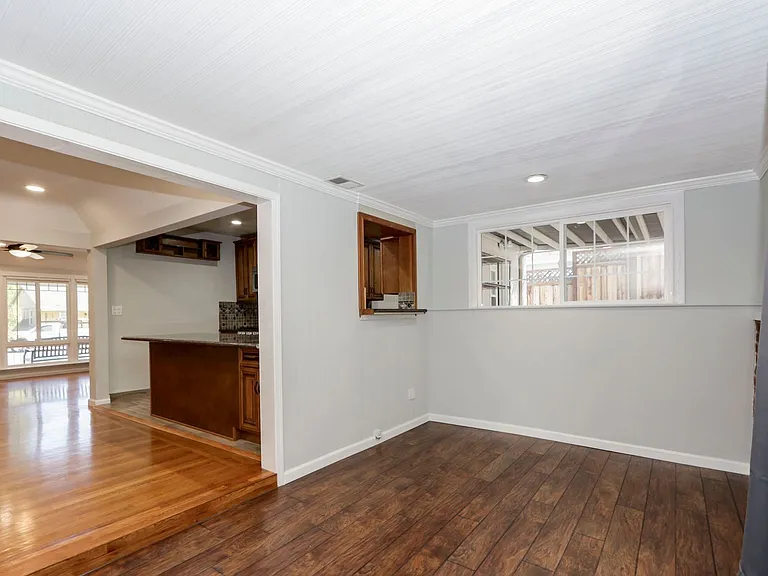 88 Southgate St — Photo 18