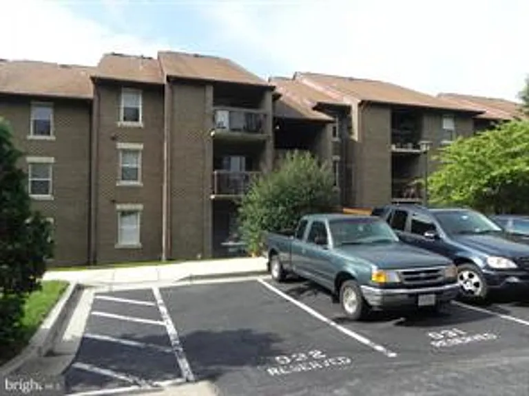 7802 Guildberry Ct #302 — Photo 1