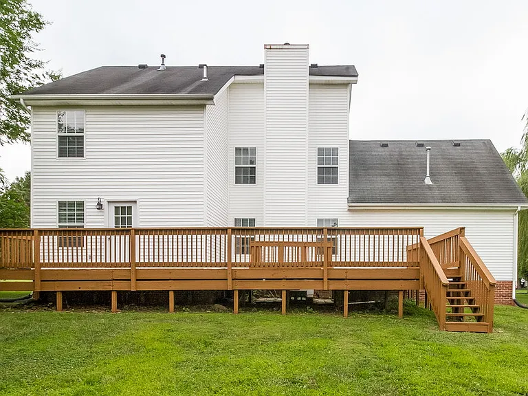 111 Springfield Dr — Photo 18
