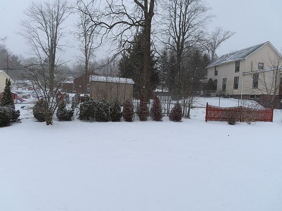 4th image of 713 Davenport St