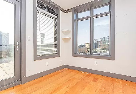5th image of 1303 Greene Ave #4C