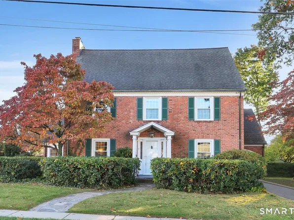 60 Scarborough Road, Manchester, CT 06040