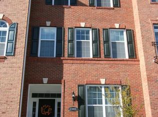 43000 Rosemount Woods Ter, Ashburn, VA 20148