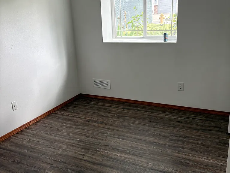 613 E Bonnie Lynn Ln — Photo 29