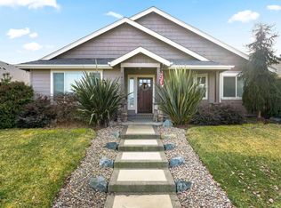 2833 SW Elmer Nelson Ln, Grants Pass, OR 97527