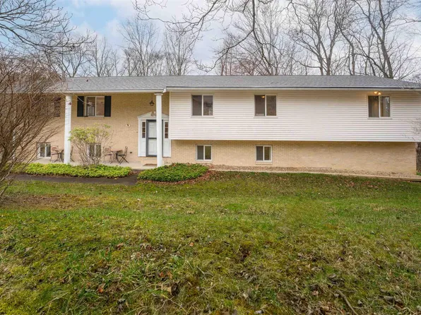 237 Poplar Dr, Morgantown, WV 26505