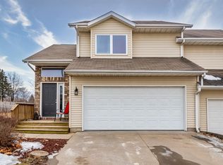 1351 Ozark Rdg, Coralville, IA 52241