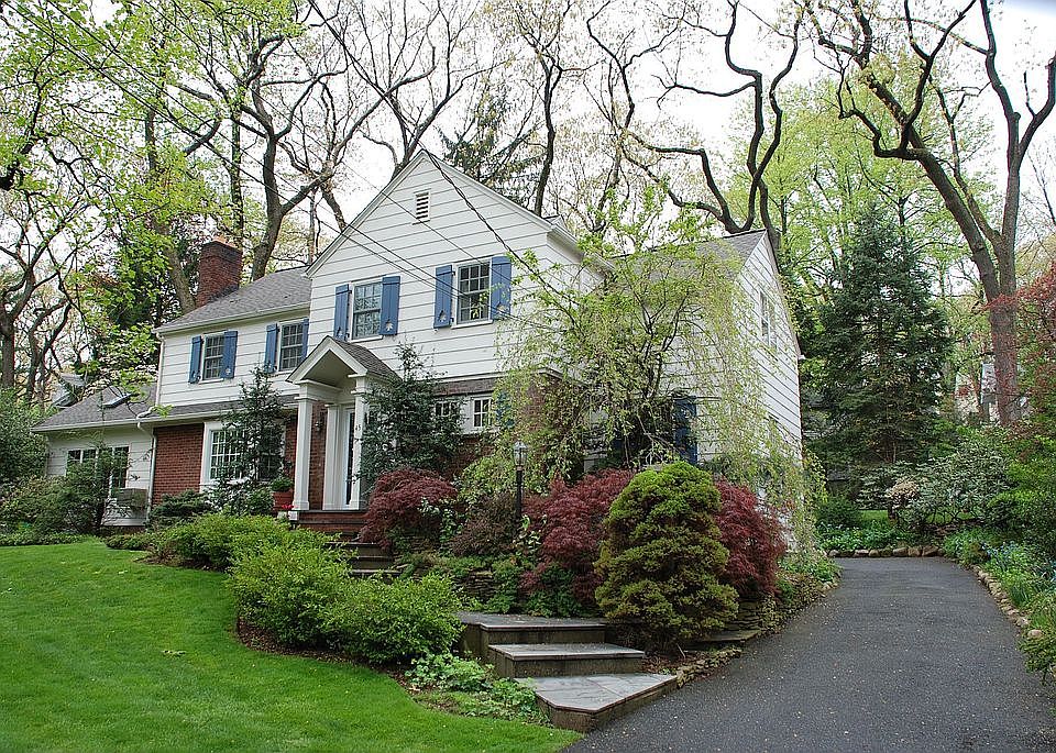 45 Rowan Rd Spring