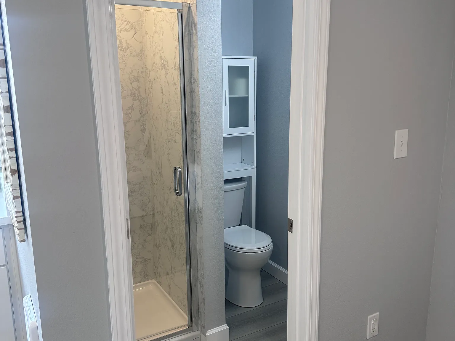 Studio, $1,800 — Photo 2