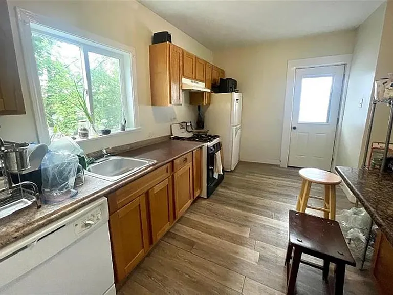 123 Winthrop St — Photo 12