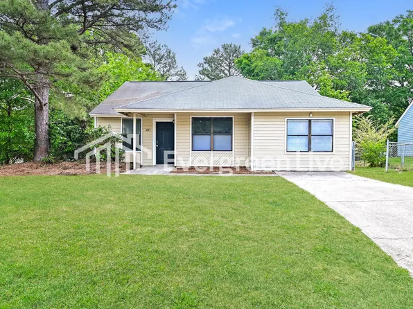 232 Flowerwood Dr, Hopkins, SC 29061