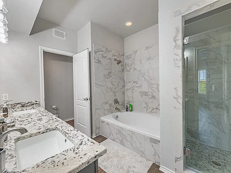 Barton Creek Villas — Photo 5