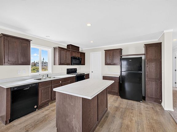 4th image of 2681 E Edison Ave #35