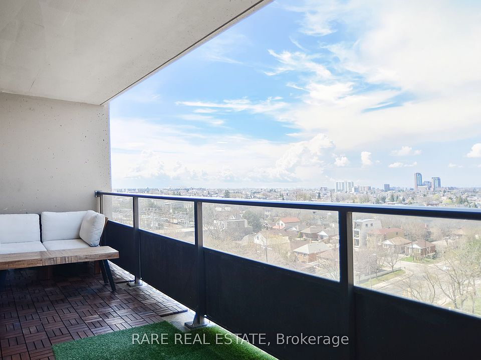 16th image of 135 Marlee Ave #1004