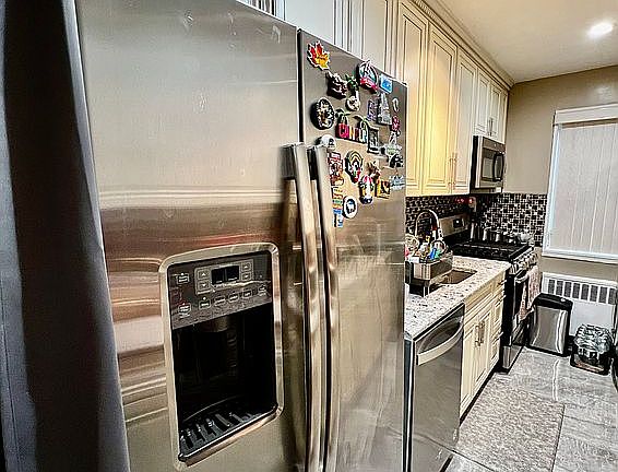 5th image of 6102 Little Neck Pkwy Floor 1