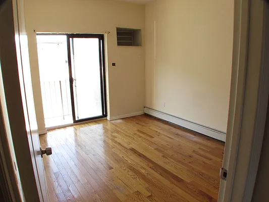 Rented by Premier Metro Realty Corp | media 24