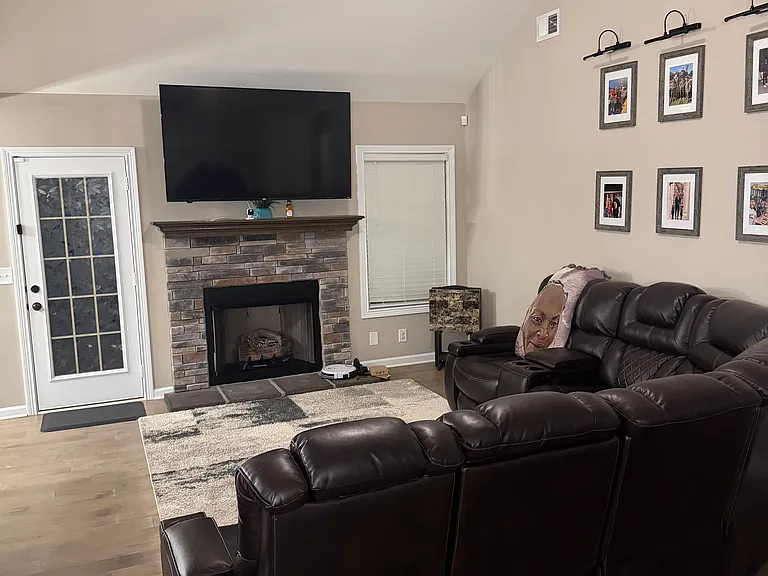 1597 Variance Dr — Photo 7