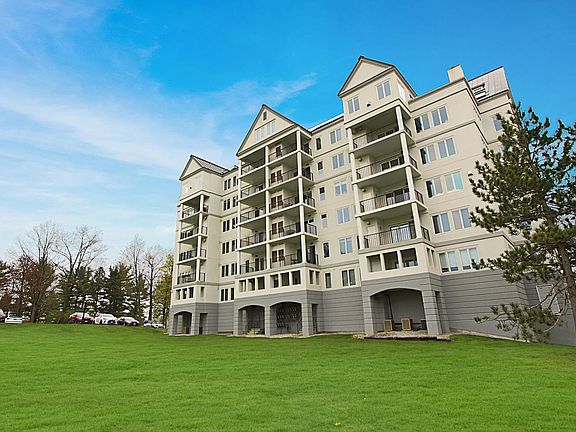 2nd image of 10 Mountain Laurels Drive #401