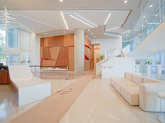 3rd image of 601 NE 27th St #Penthouse 1901