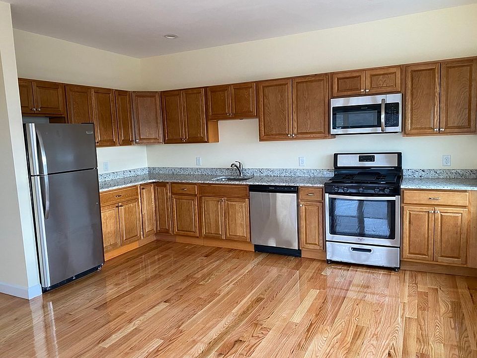 1st image of 140 Union St Suite 402
