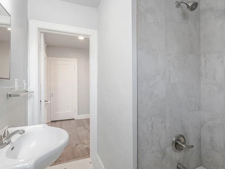 2513 NW 11th St #2513 — Photo 16