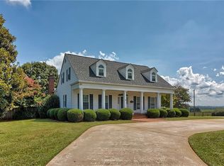 141 Roanoke Rd, Liberty, SC 29657
