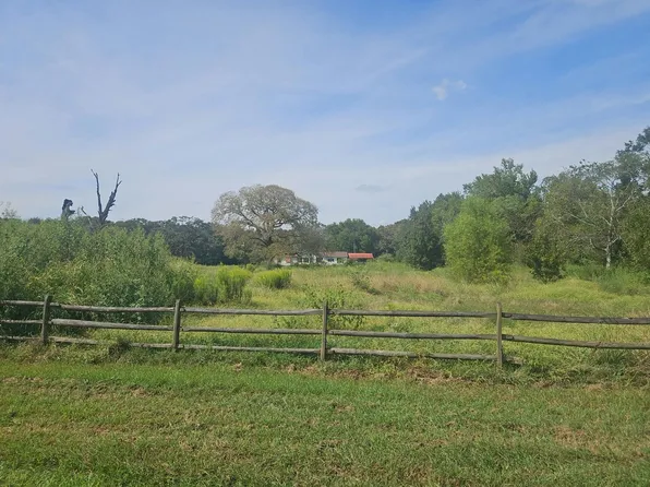 600 W Plaquemine St, Church Pt, LA 70525